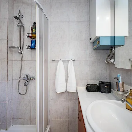 Beautiful In - Paklenica With Wifi Holiday home *