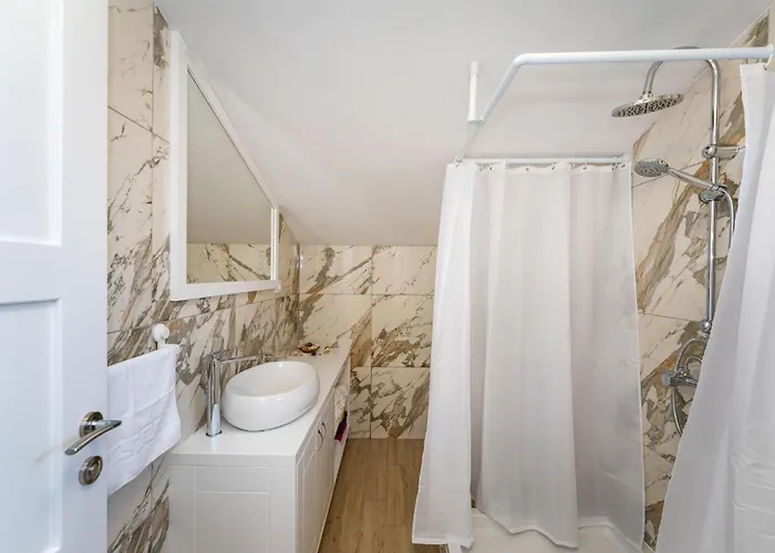 Beautiful In - Paklenica With Wifi * Starigrad Paklenica