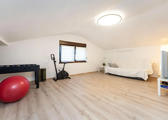 Casa vacanze Beautiful In - Paklenica With Wifi Starigrad Paklenica