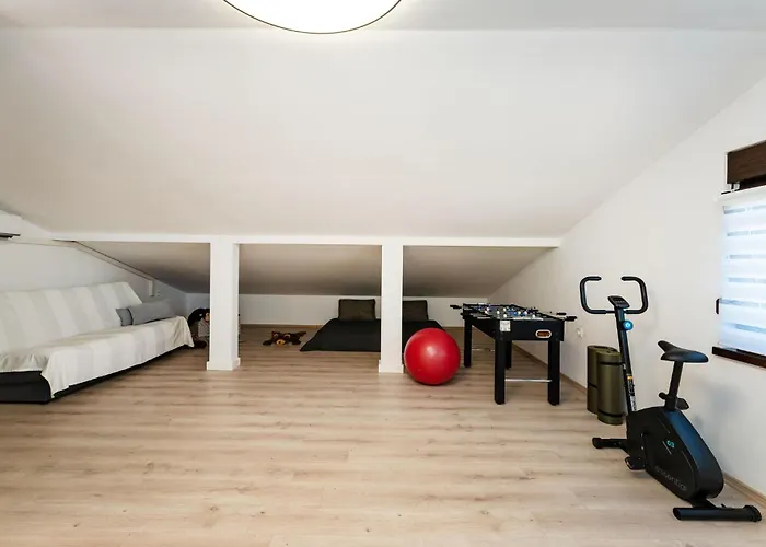 Beautiful In - Paklenica With Wifi Casa vacanze